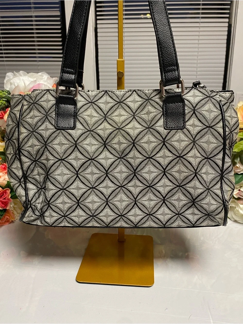 Geometric Multi Pocket Tote Shoulder Bag Gray Black Organizer